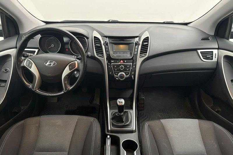 Hyundai i30 bild 6