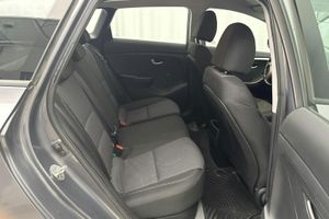 Hyundai i30 bild 8