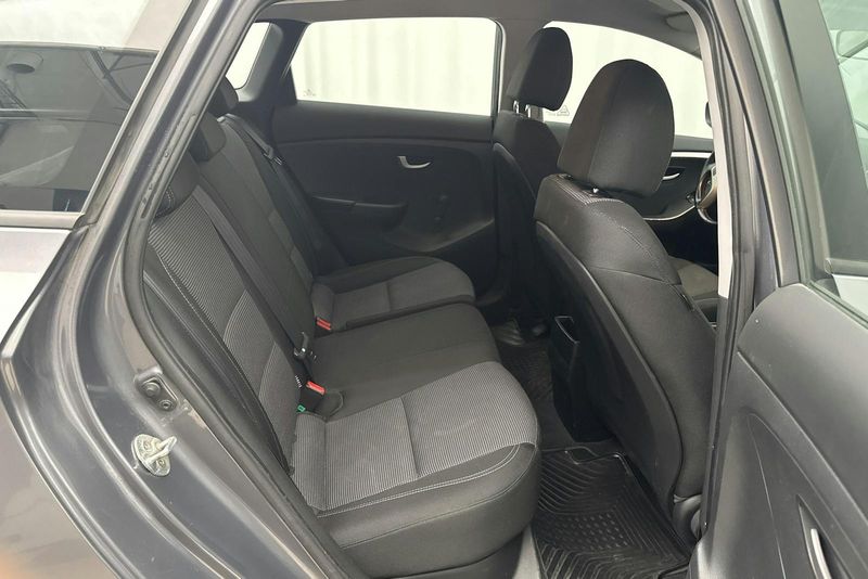 Hyundai i30 bild 8