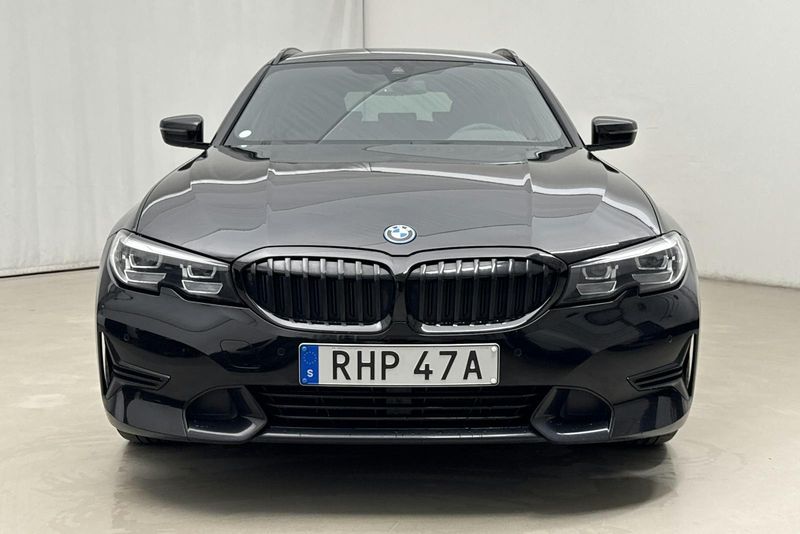 BMW 330 bild 4