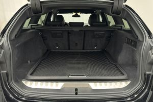 BMW 330 bild 9