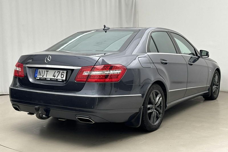 Mercedes E220 bild 3