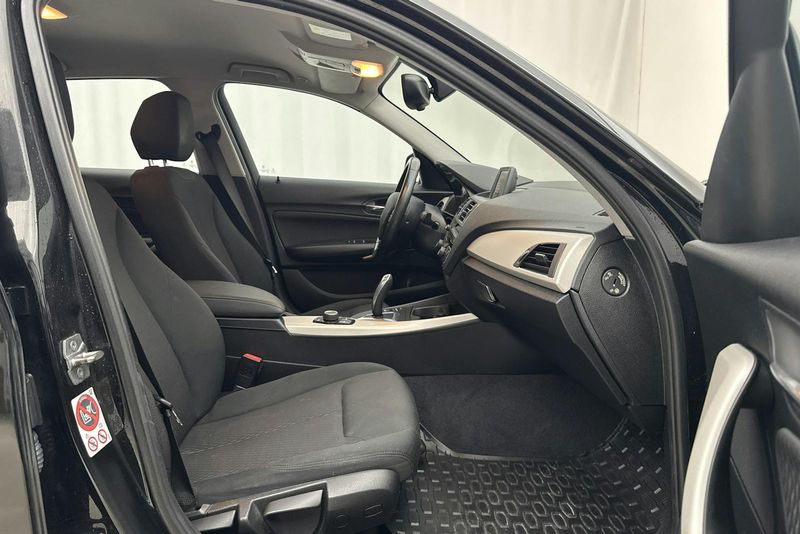 BMW 116 bild 7