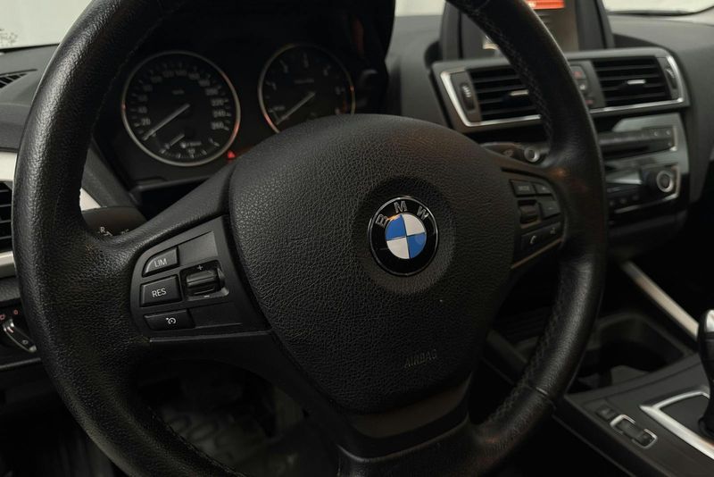BMW 116 bild 14