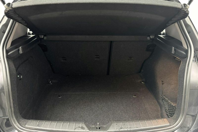 BMW 116 bild 9