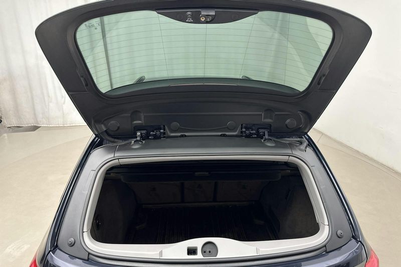 BMW 330 bild 13