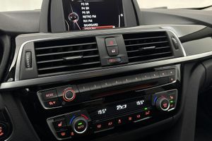 BMW 330 bild 11