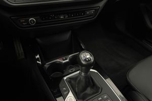 BMW 118 bild 13