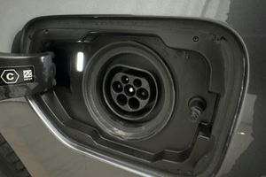 BMW 330 bild 18