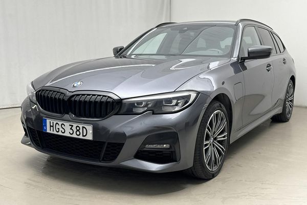 BMW 330 e xDrive Touring, G21 (292hk) - 2021