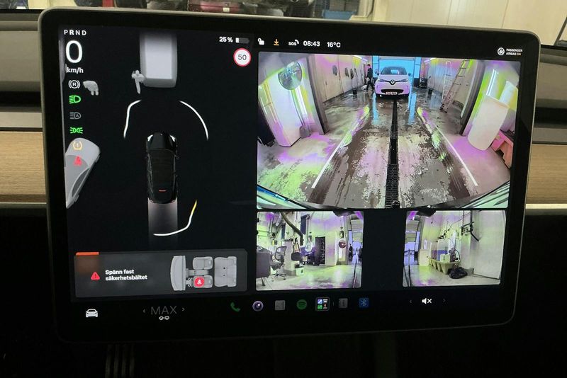 Tesla Model Y bild 14