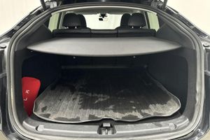 Tesla Model Y bild 9