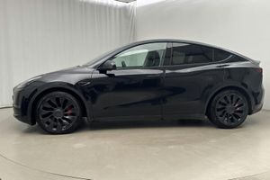 Tesla Model Y bild 2