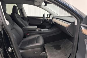Tesla Model Y bild 7