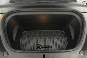 Tesla Model Y bild 10