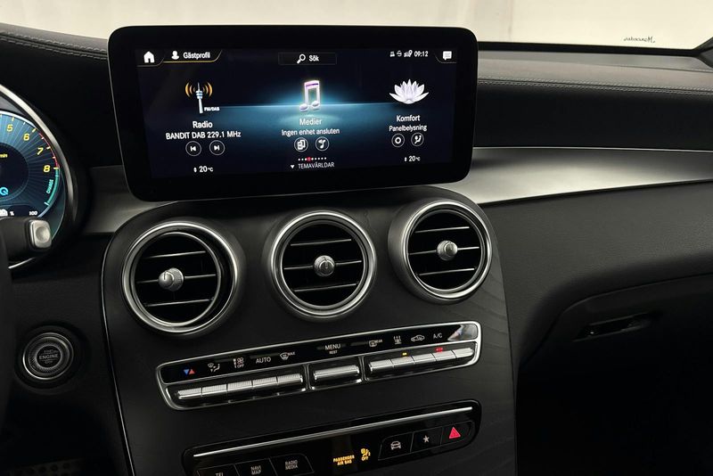 Mercedes GLC300 bild 15