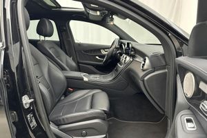 Mercedes GLC300 bild 7