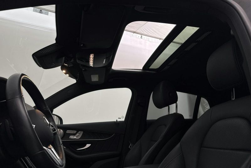 Mercedes GLC300 bild 19