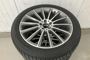 Mercedes GLC300 bild 26