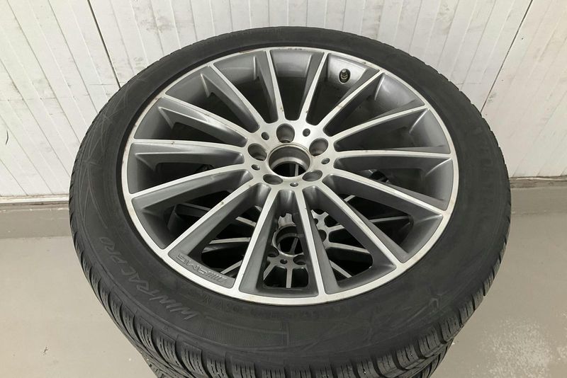 Mercedes GLC300 bild 26