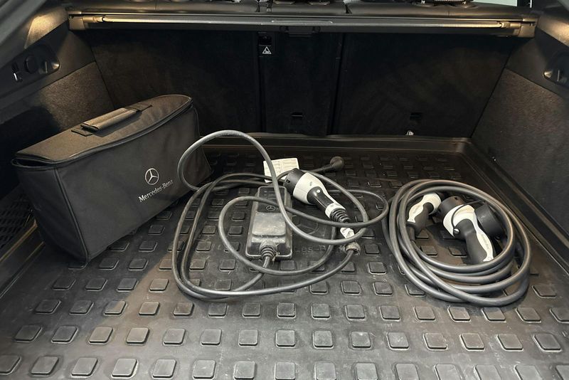 Mercedes GLC300 bild 24