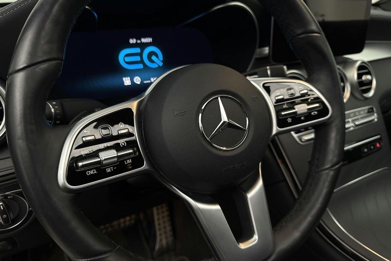 Mercedes GLC300 bild 18
