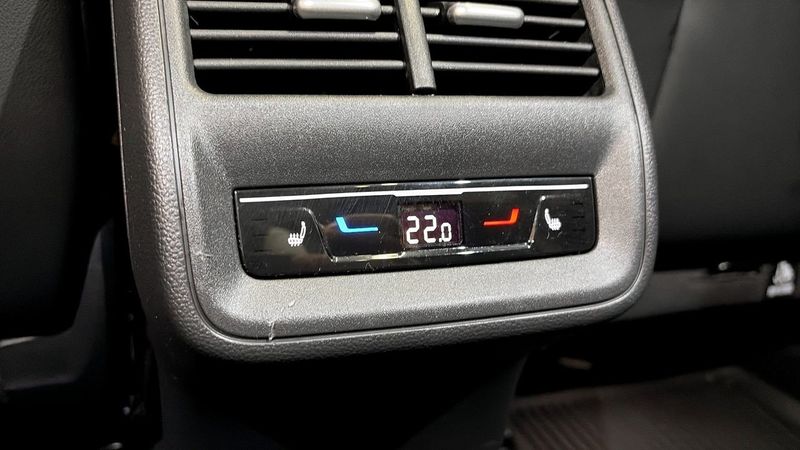 Volkswagen Passat bild 16