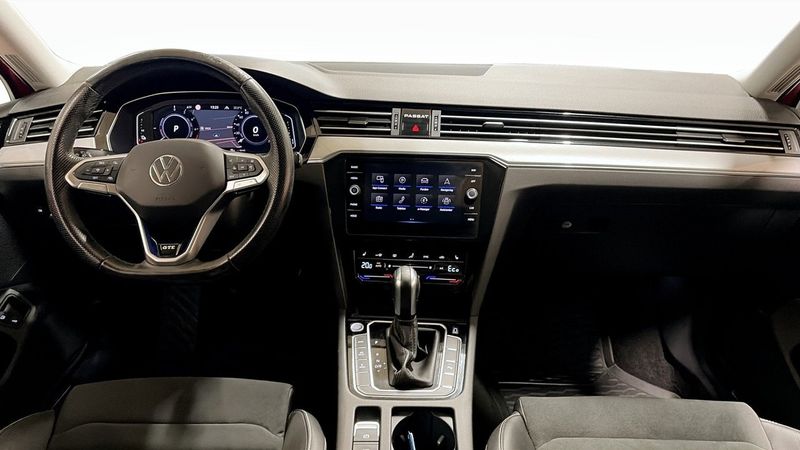 Volkswagen Passat bild 10