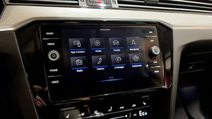 Volkswagen Passat bild 9