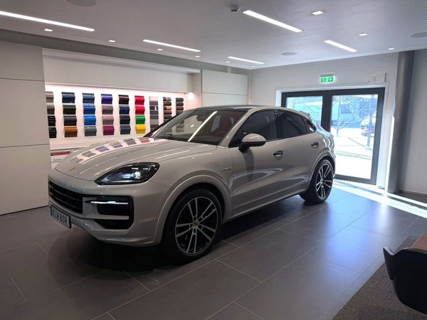 Porsche Cayenne E-Hybrid Coupé 470hp / Burmester / VAT - 2024