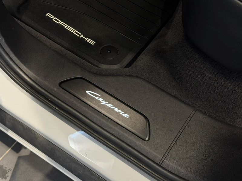 Porsche Cayenne bild 12