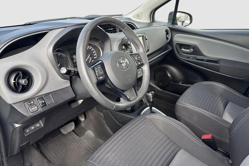 Toyota Yaris bild 8