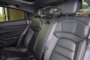 Porsche Taycan bild 14