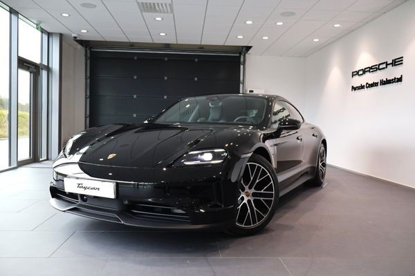 Porsche Taycan 4 4 435hk - 2026