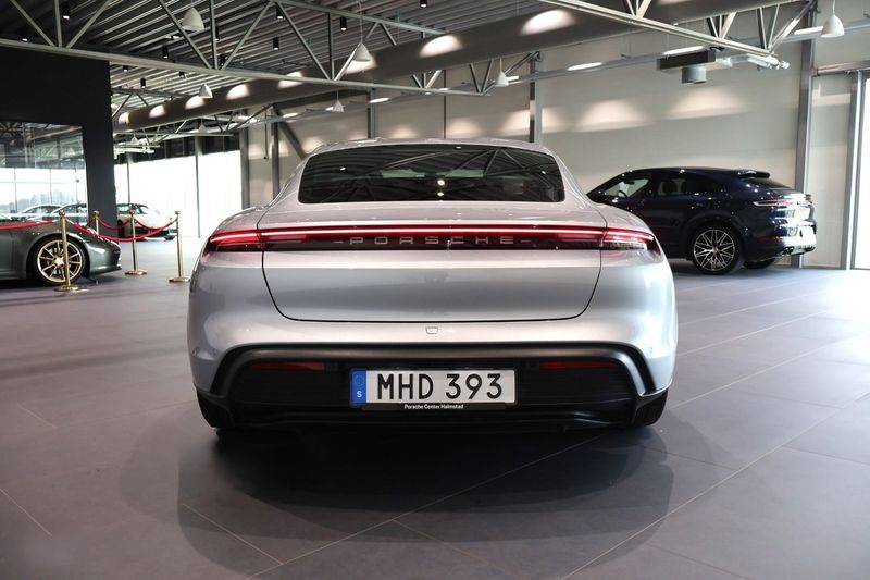 Porsche Taycan bild 7