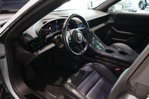 Porsche Taycan bild 17