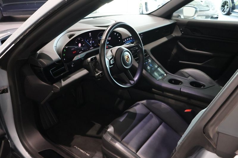 Porsche Taycan bild 17