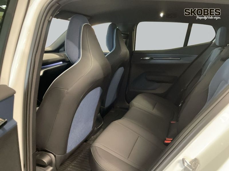Volvo EX30 bild 10