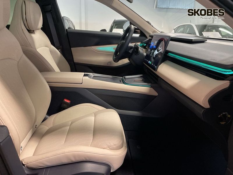 Lynk & Co 08 bild 9