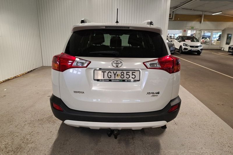 Toyota RAV4 bild 8