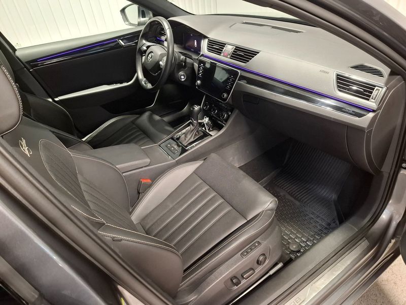 Skoda Superb bild 16