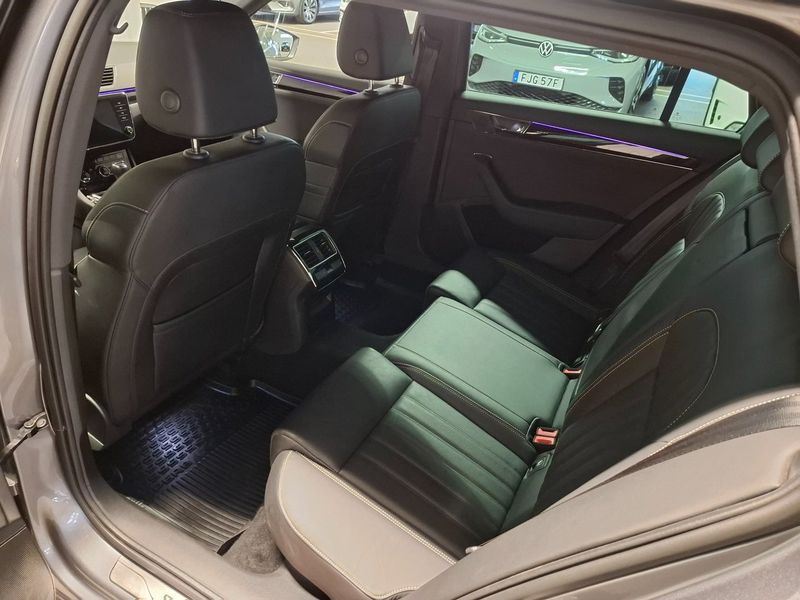Skoda Superb bild 14