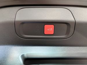 Peugeot 408 bild 23