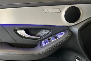Mercedes GLC300 bild 18
