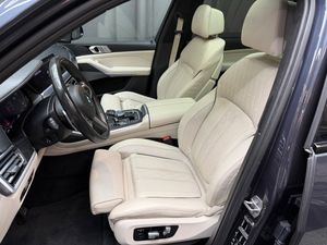 BMW X7 bild 9