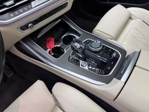 BMW X7 bild 11