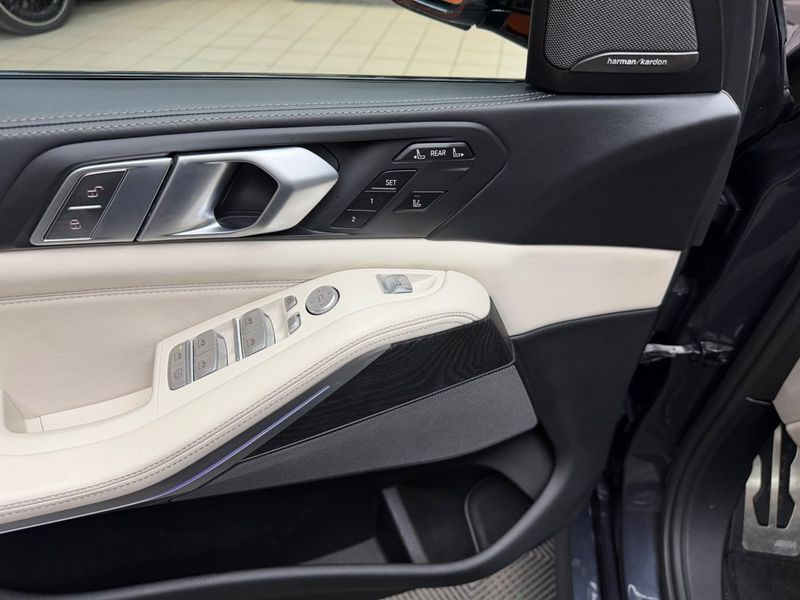 BMW X7 bild 7