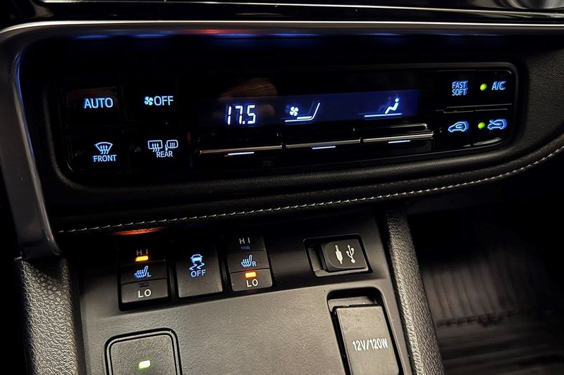 Toyota Auris bild 24