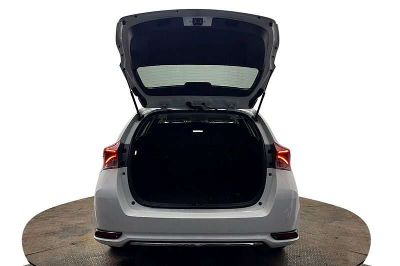 Toyota Auris bild 8