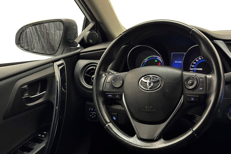 Toyota Auris bild 17